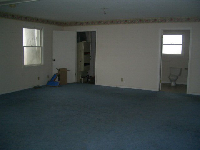 10372 South Horrall Road Vincennes, IN 47591 - Photo 4 of 7 Gallery Image 4