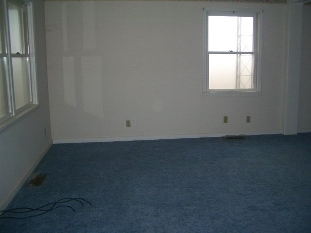 10372 South Horrall Road Vincennes, IN 47591 - Photo 5 of 7 Gallery Image 5