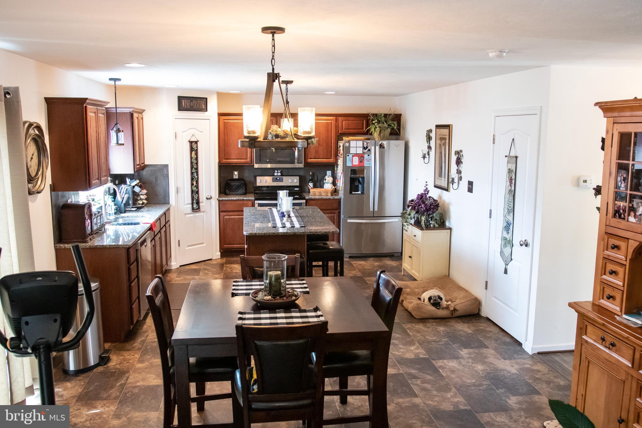 108 Vista Loop Hanover, PA 17331 - Photo 12 of 31 Gallery Image 12