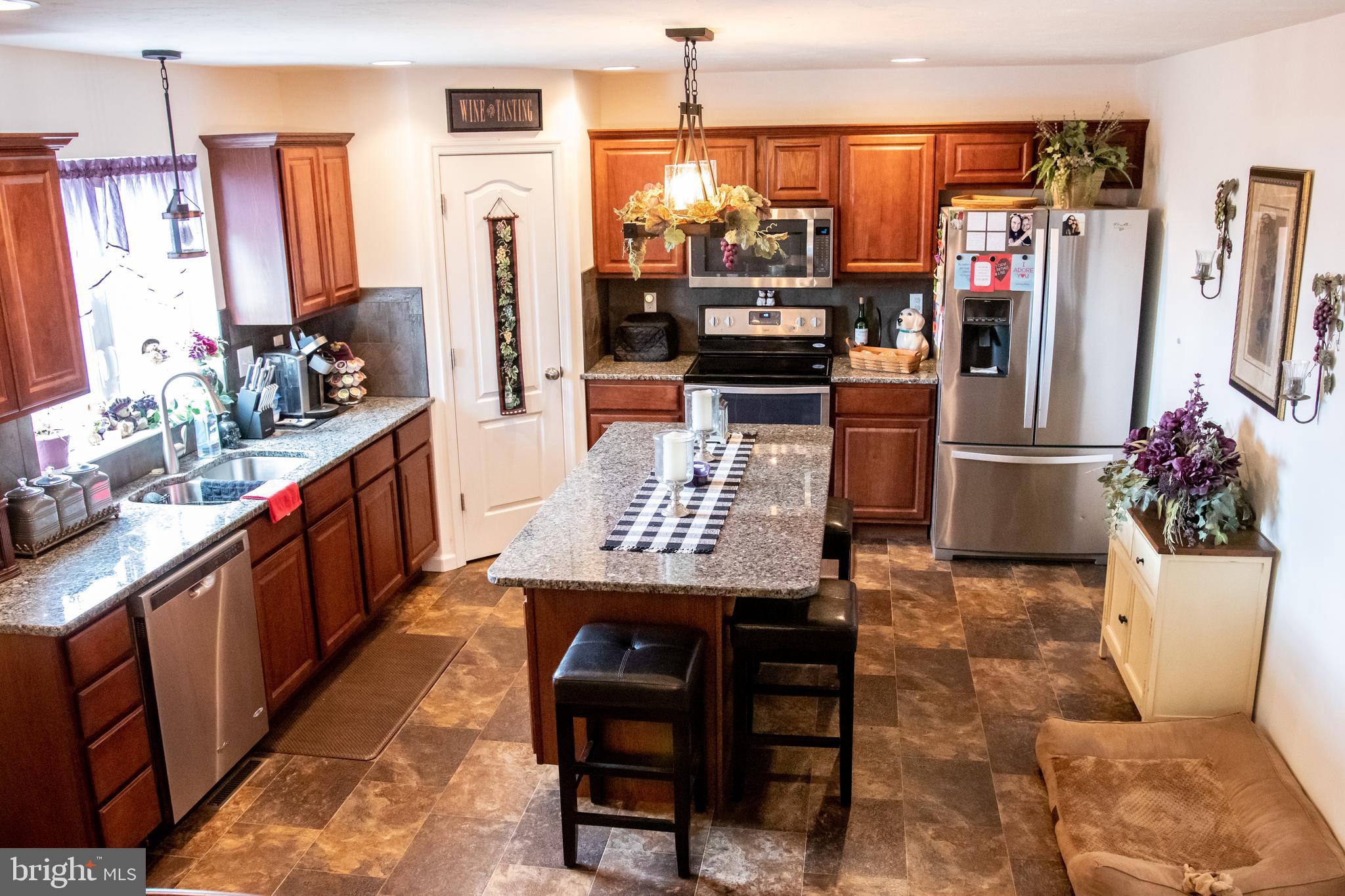108 Vista Loop Hanover, PA 17331 - Photo 13 of 31 Gallery Image 13