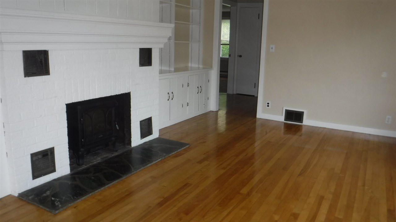 16 Pierce Road Springfield, VT 05156 - Photo 3 of 13