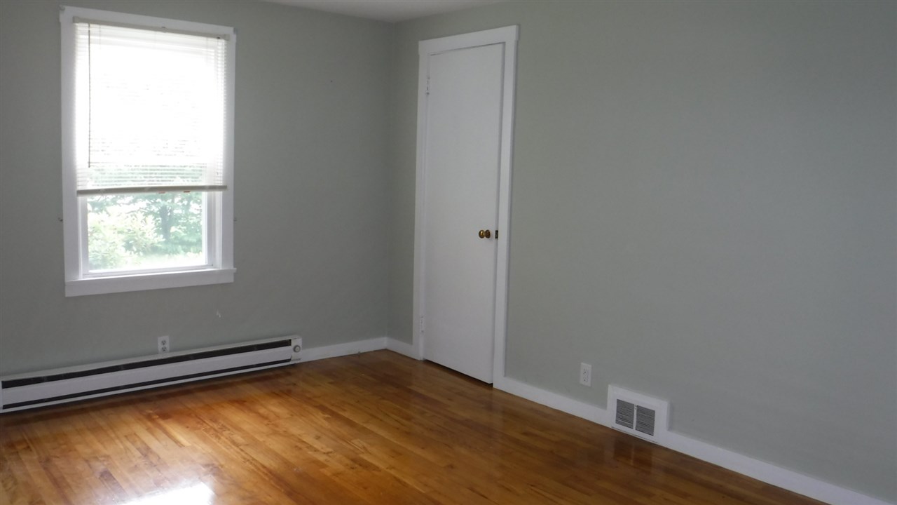 16 Pierce Road Springfield, VT 05156 - Photo 7 of 13