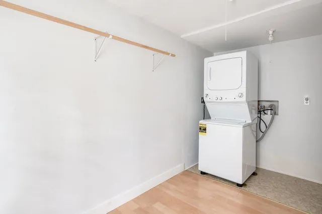 $390,000 | 108 Linden Street, Exeter, NH 03833