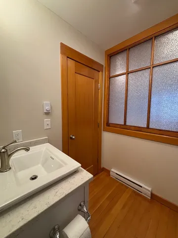 $1,800 | 609 Main Street, Unit 202, Laconia, NH 03246