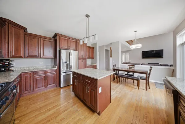 $435,000 | 2533 Lyman Loop, Yorkville, IL 60560