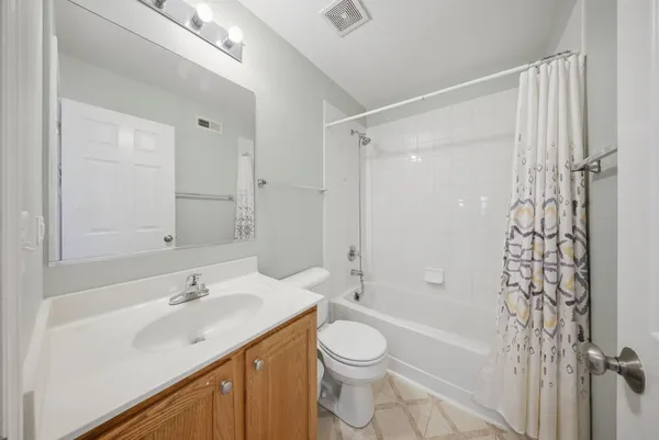 $435,000 | 2533 Lyman Loop, Yorkville, IL 60560