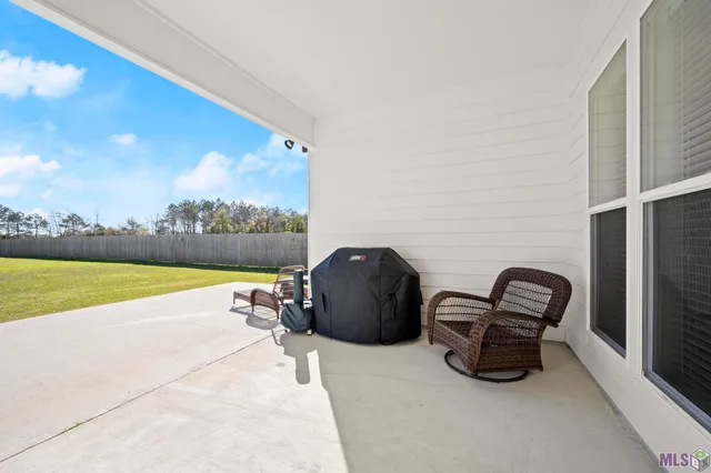 $465,000 | 10233 Oak Colony Boulevard, Baton Rouge, LA 70817