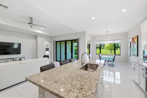 $899,900 | 8275 Grand Prix Lane, Boynton Beach, FL 33472