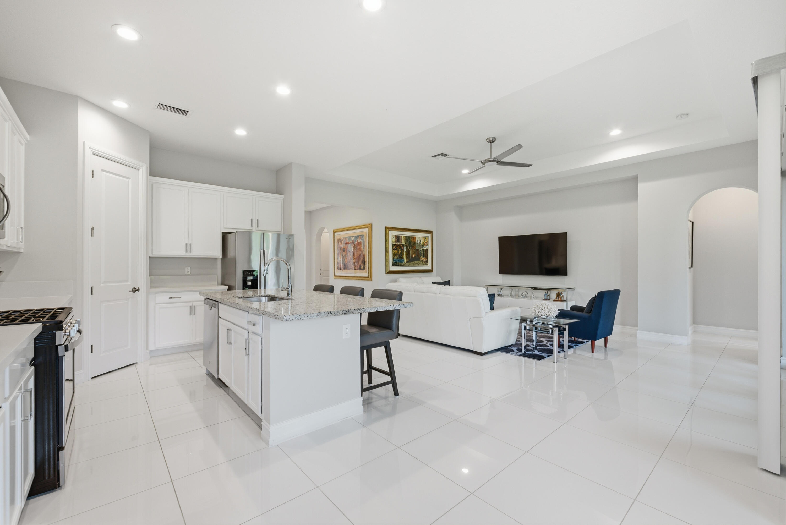 8275 Grand Prix Lane Boynton Beach, FL 33472 - Photo 16 of 54 High Hat Lighting