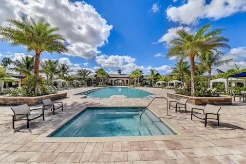$899,900 | 8275 Grand Prix Lane, Boynton Beach, FL 33472