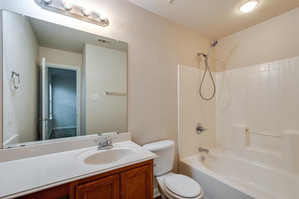 121 Cliff Height Circle Dallas, TX 75241 - Photo 21 of 25