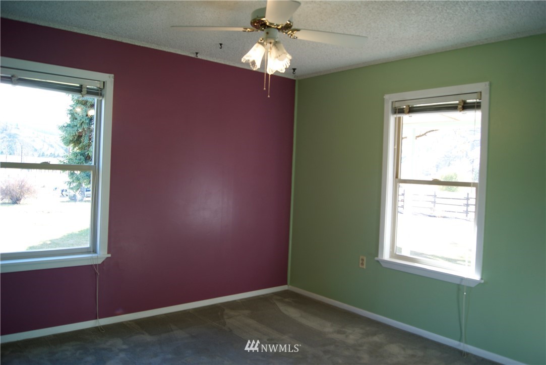 44 Ross Road Twisp, WA 98856 - Photo 8 of 25 Gallery Image 8