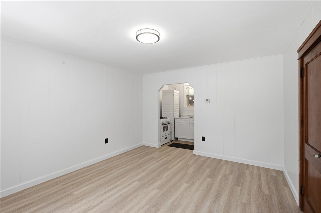249 West Main Road Middletown, RI 02842 - Photo 6 of 9 251 West Main Road
Renovated Unit