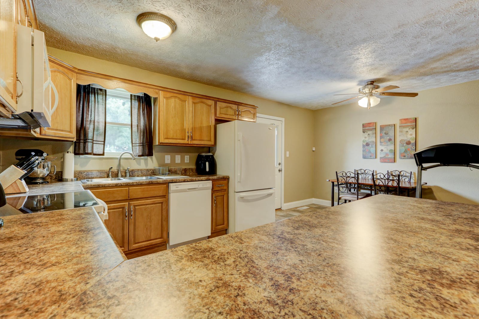 1113 Fowler Lane Clinton, TN 37716 - Photo 12 of 25 Gallery Image 12