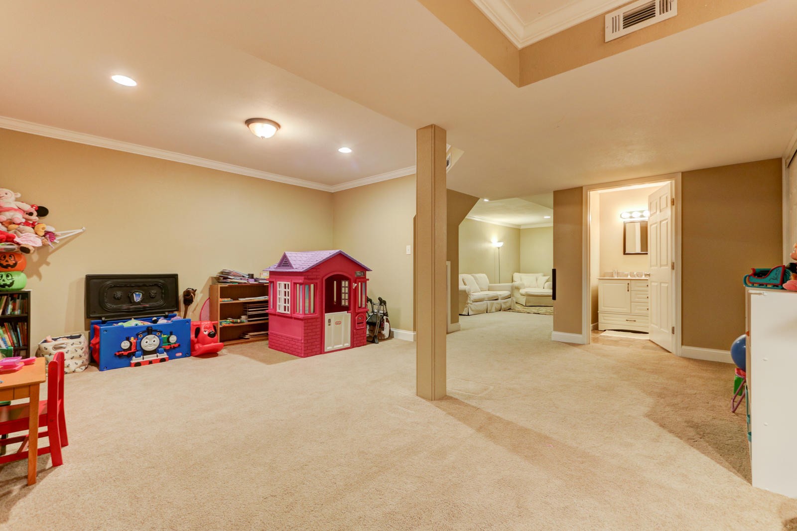 1113 Fowler Lane Clinton, TN 37716 - Photo 8 of 25 Gallery Image 8