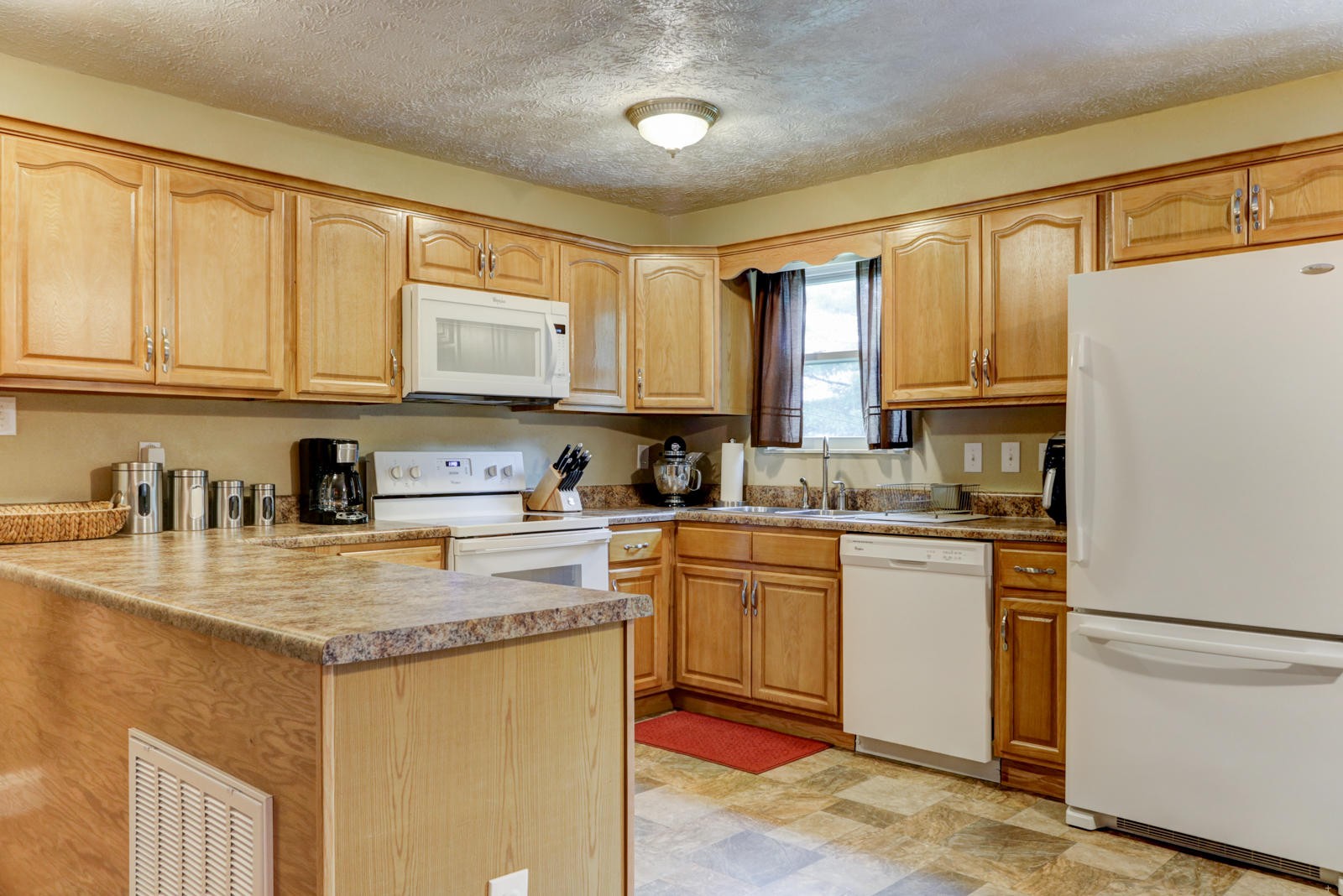 1113 Fowler Lane Clinton, TN 37716 - Photo 9 of 25 Gallery Image 9