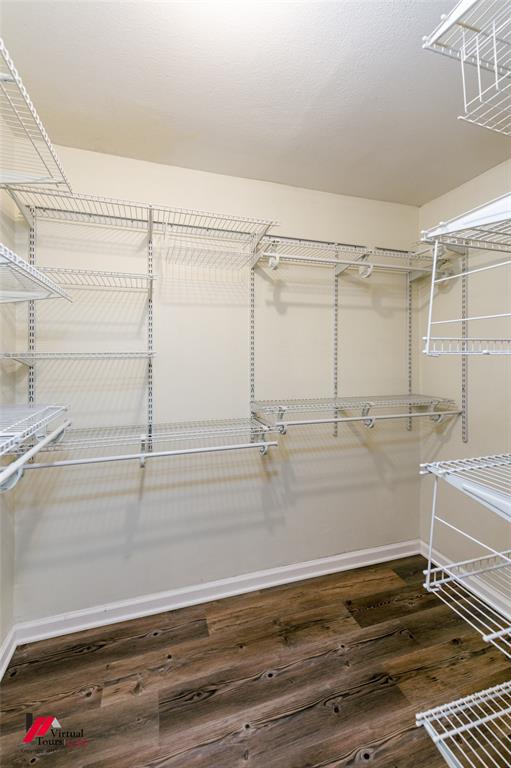 4236 Highway 527 Haughton, LA 71037 - Photo 15 of 38 a view of a room