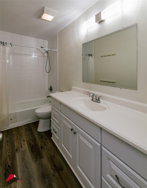 4236 Highway 527 Haughton, LA 71037 - Photo 9 of 38 a bathroom with a sink toilet a mirror and shower
