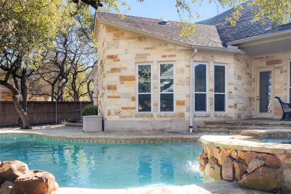 $1,298,750 | 10901 Doswell Cove, Austin, TX 78739