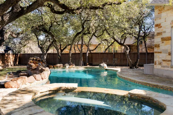 $1,298,750 | 10901 Doswell Cove, Austin, TX 78739