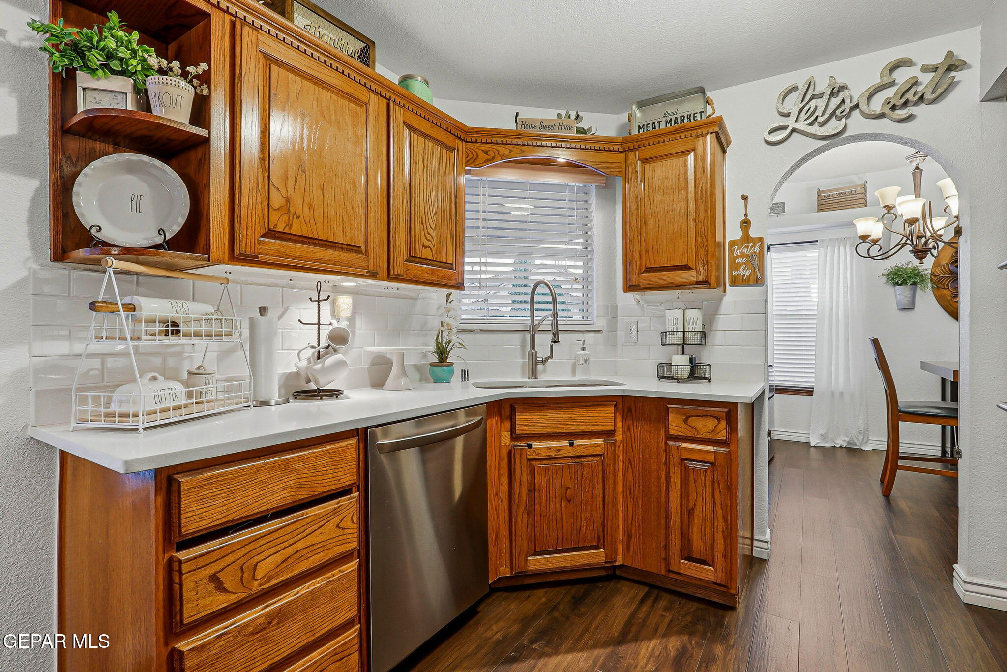 11982 Firefly Way El Paso, TX 79936 - Photo 16 of 62 65-web-or-mls-IMG_5843