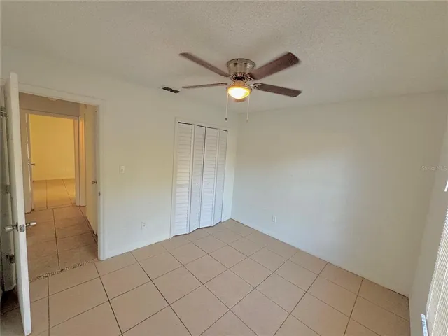 a view of backyard with garden