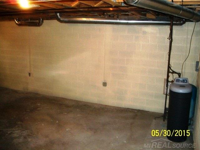 1317 Kronner Road Columbus, MI 48063 - Photo 20 of 31 31245563-19.JPG