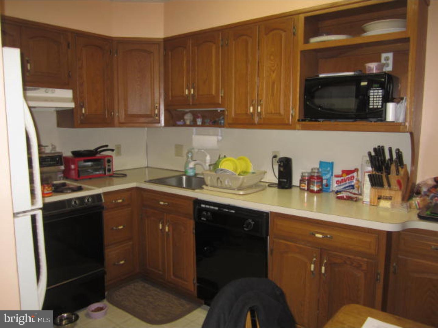 26 Dover Road Hamilton, NJ 08620 - Photo 4 of 13