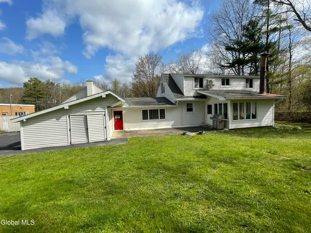 $675,000 | 2241-2275 Duanesburg Road, Princetown, NY 12056