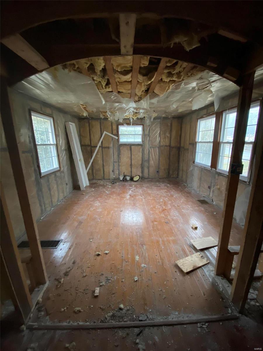2812 Walton Road St. Louis, MO 63114 - Photo 8 of 26 Gallery Image 8