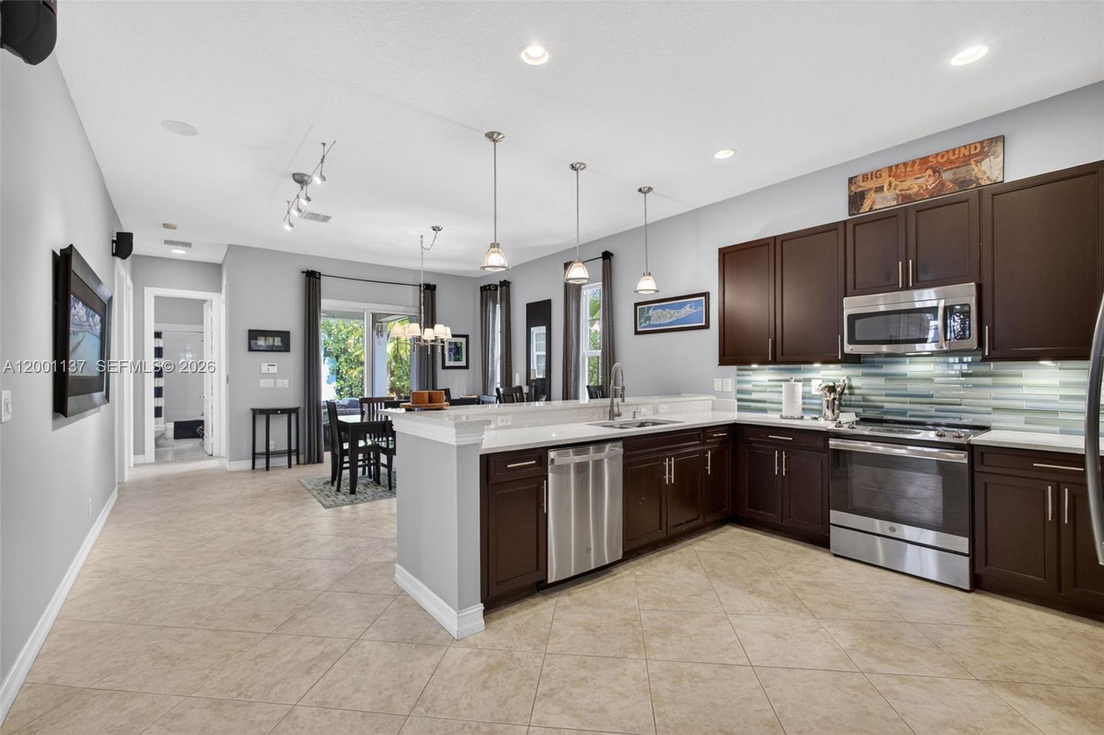 184 West Bay Cedar Circle Jupiter, FL 33458 - Photo 13 of 58