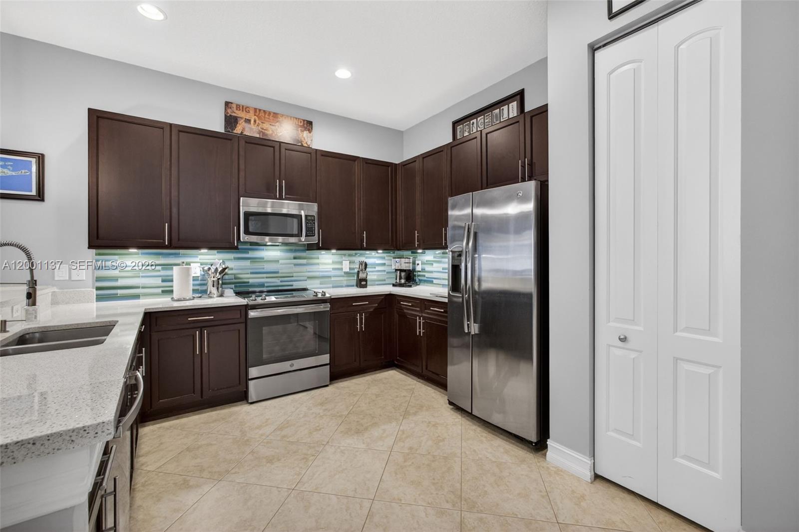 184 West Bay Cedar Circle Jupiter, FL 33458 - Photo 17 of 58