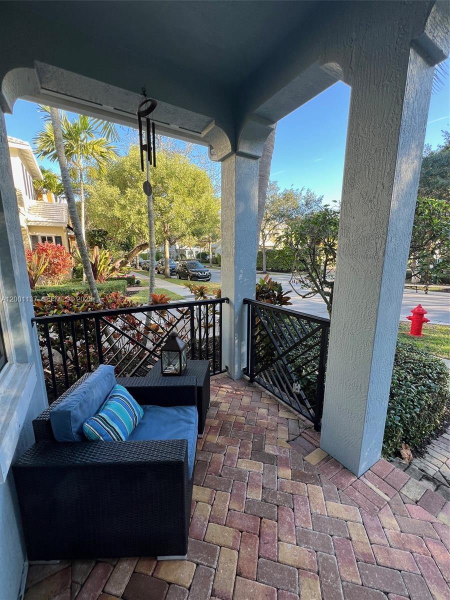 184 West Bay Cedar Circle Jupiter, FL 33458 - Photo 8 of 49 a view of outdoor seating space