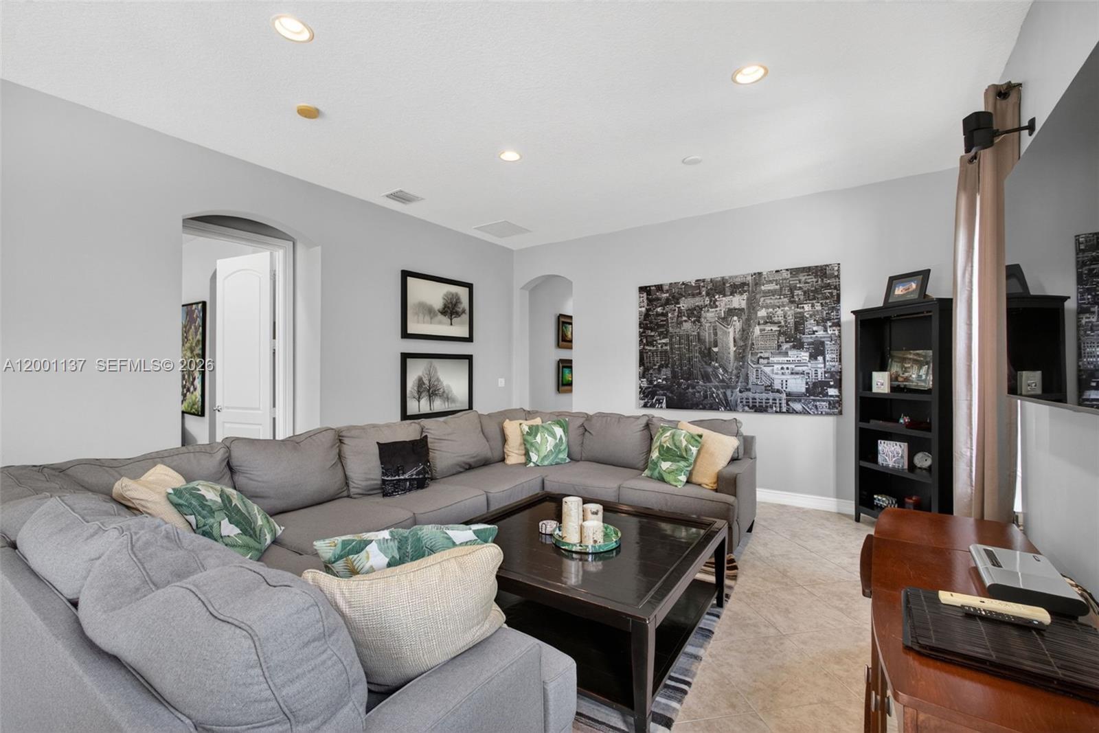 184 West Bay Cedar Circle Jupiter, FL 33458 - Photo 9 of 58