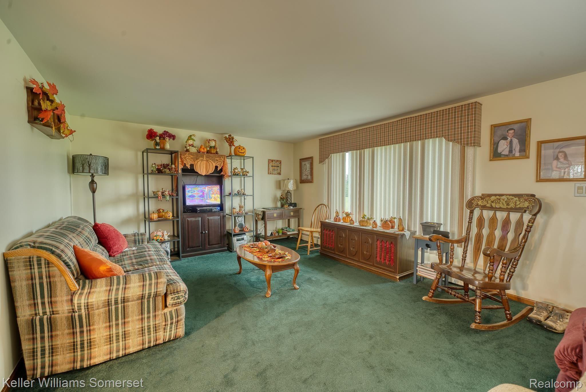 24100 Pratt Road Armada, MI 48005 - Photo 14 of 31 DSC09851_4.jpg