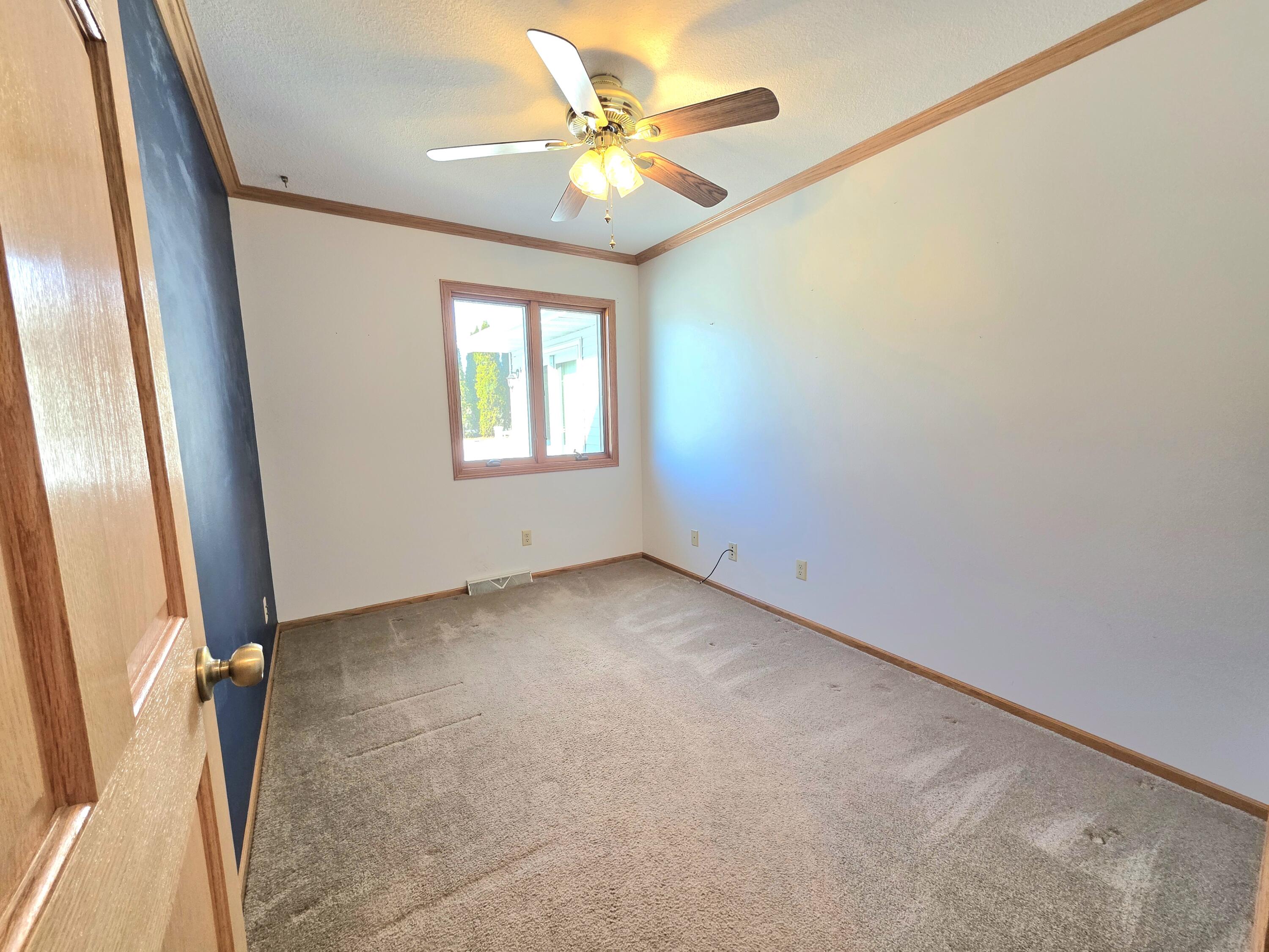 129 Chippewa Drive Sheboygan Falls, WI 53085 - Photo 21 of 43 Bedroom 2