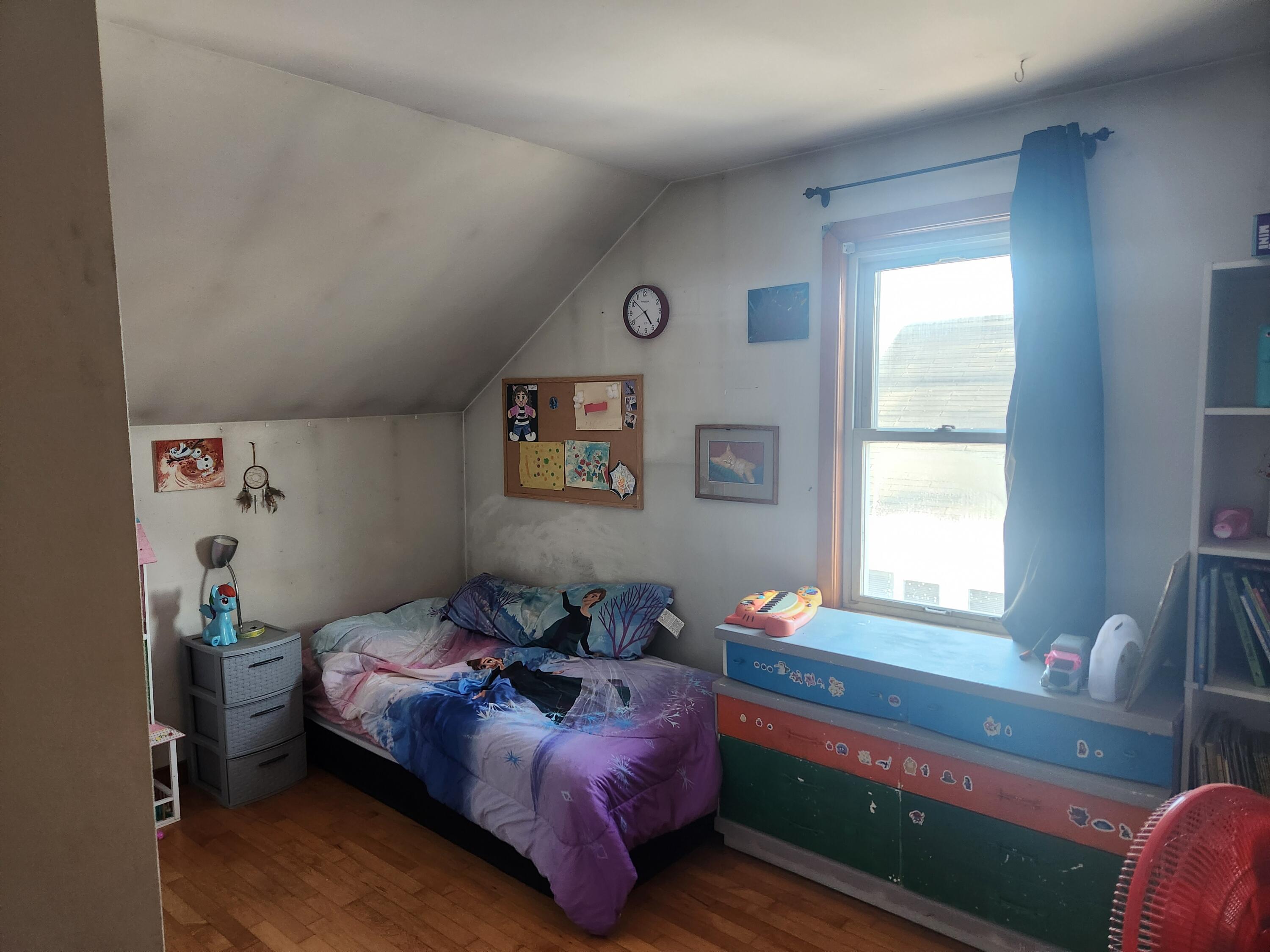 162 Prospect Street Millinocket, ME 04462 - Photo 7 of 23 20250414_165142