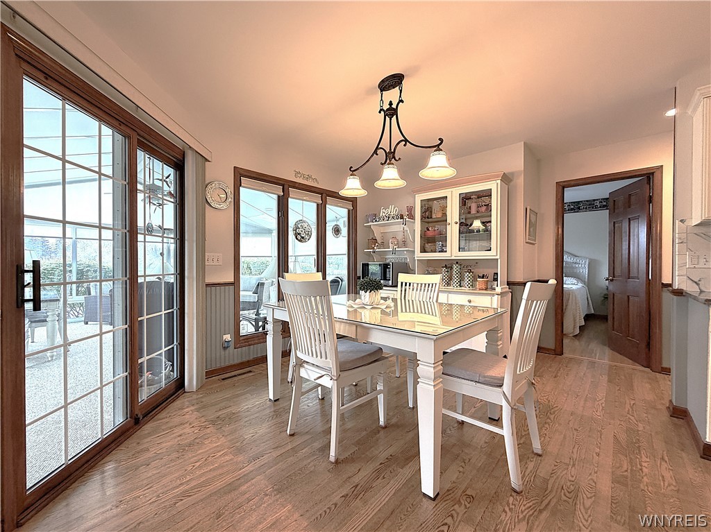 27 Button Bush Court Amherst, NY 14228 - Photo 7 of 39