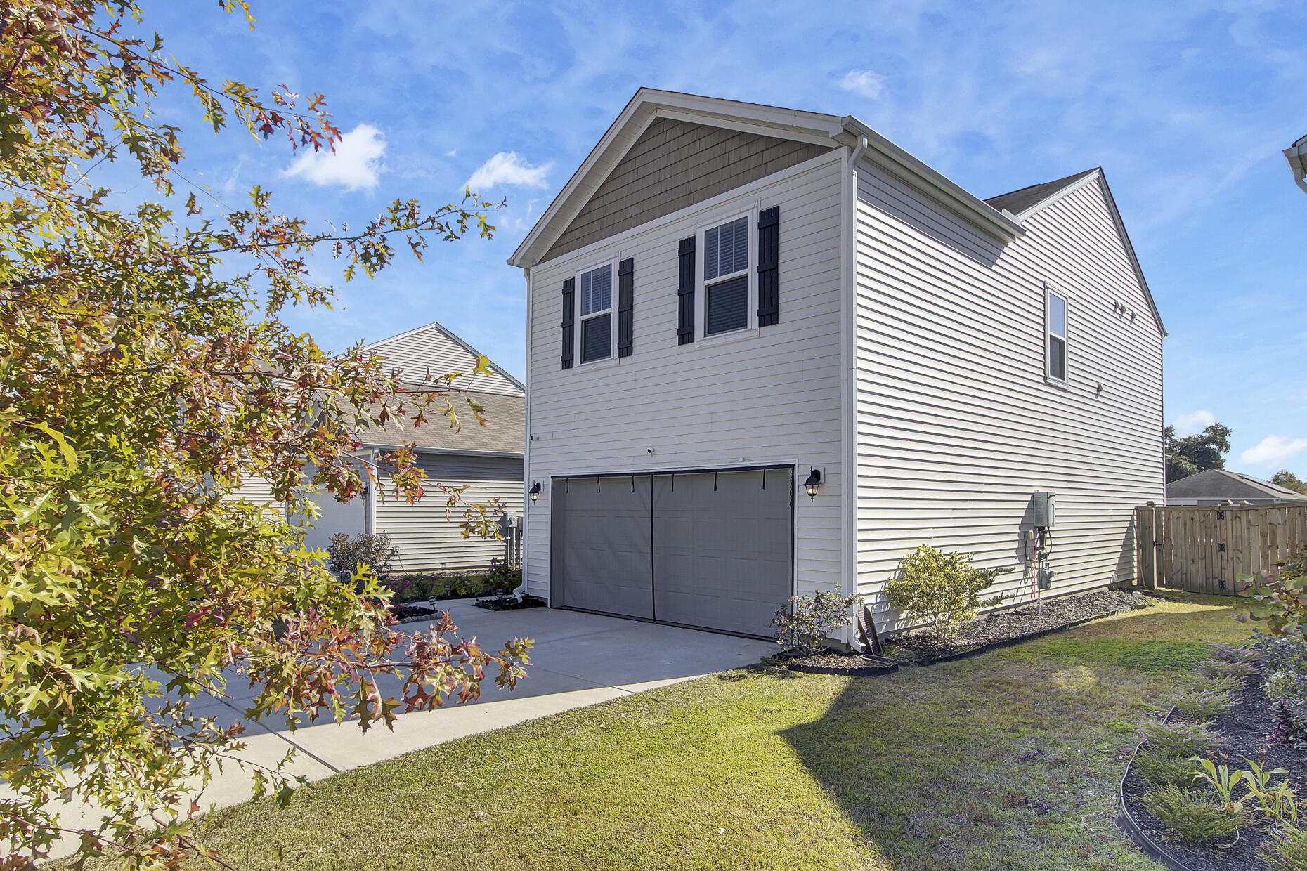9706 Brandishing Road Ladson, SC 29456 - Photo 4 of 57 (3)
