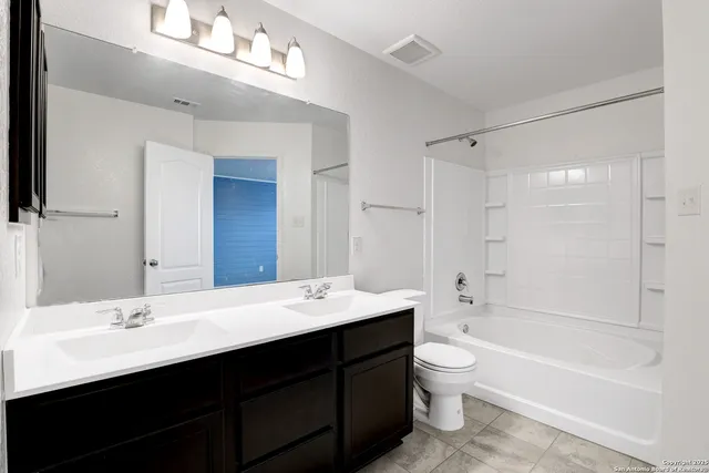 $1,800 | 11331 October Chase, San Antonio, TX 78254