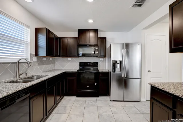 $1,850 | 11331 October Chase, San Antonio, TX 78254