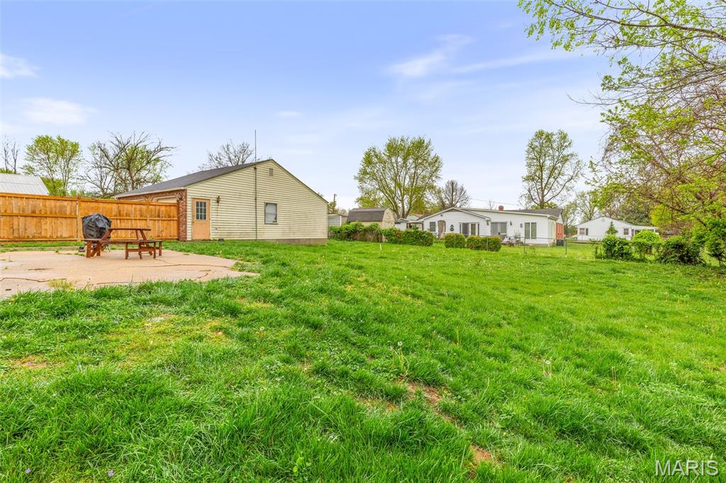 404 Marshall Street Fredericktown, MO 63645 - Photo 5 of 44