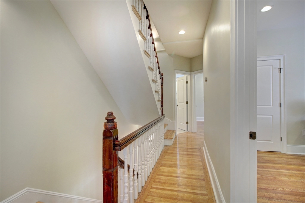 287 Walnut Avenue Boston, MA 02119 - Photo 16 of 31