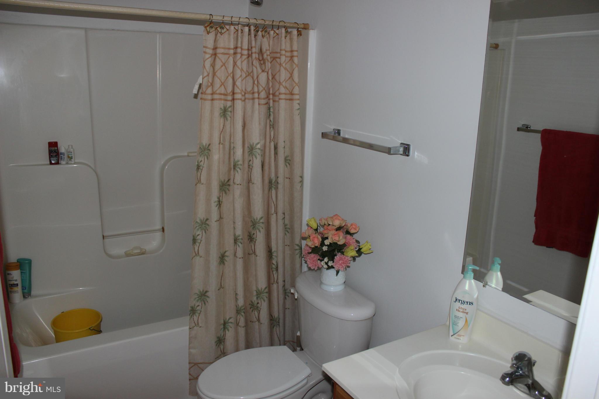 1175 South Glebe Road Montross, VA 22520 - Photo 17 of 23 Bath