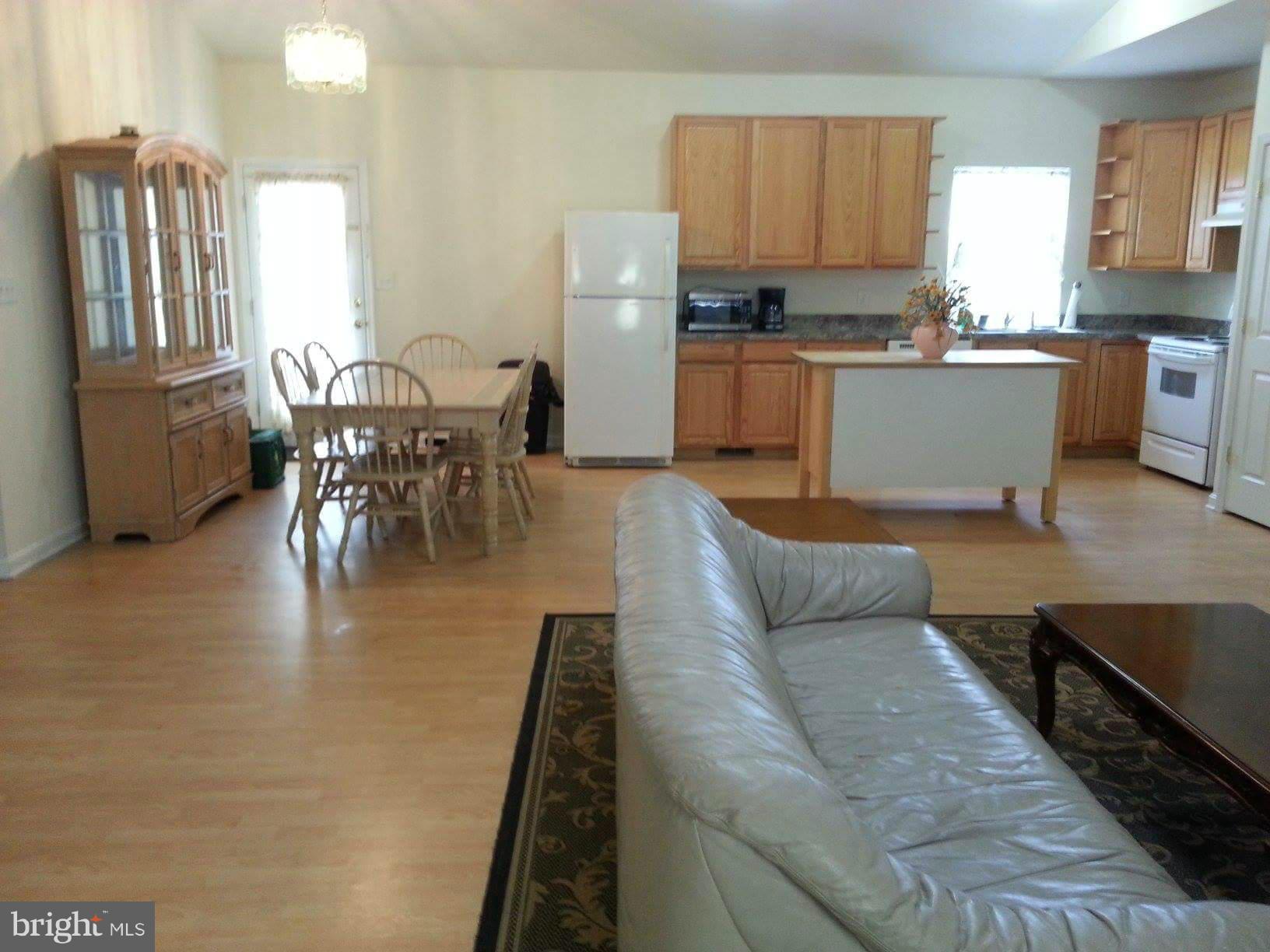 1175 South Glebe Road Montross, VA 22520 - Photo 4 of 23 Family Room