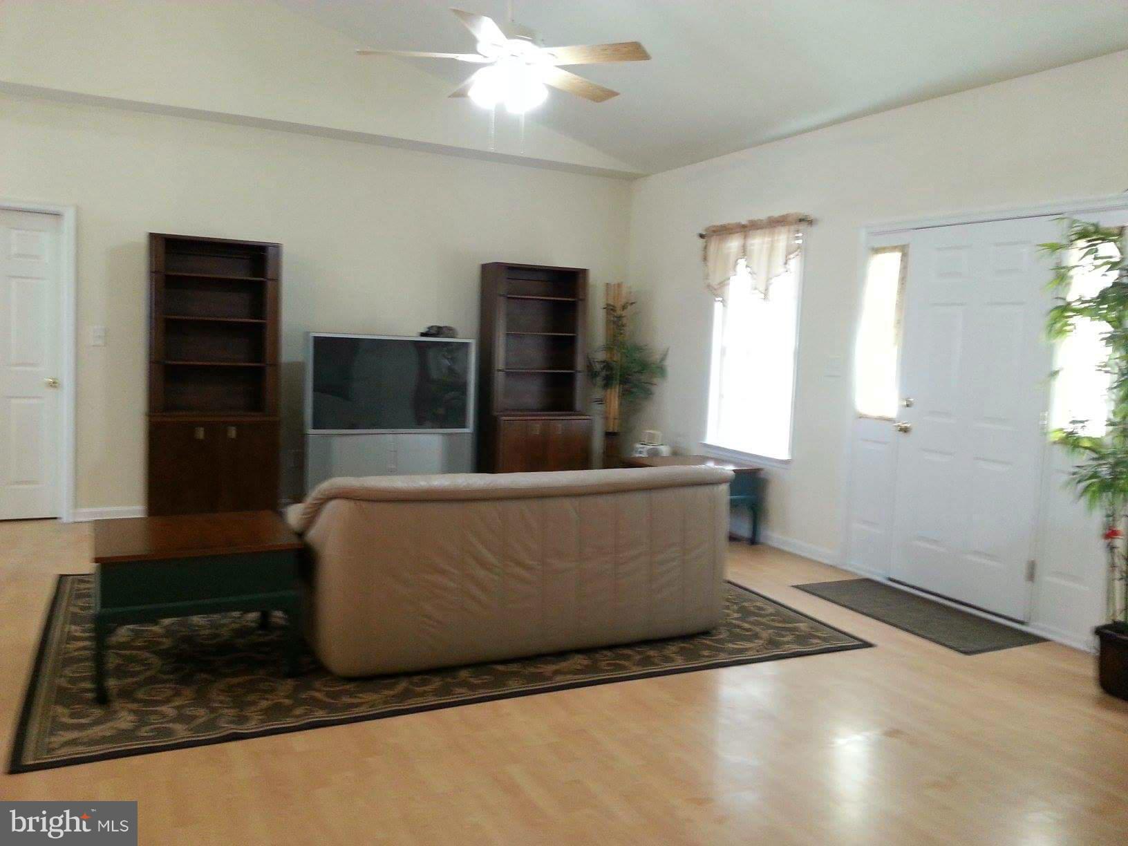 1175 South Glebe Road Montross, VA 22520 - Photo 7 of 23 Family Room