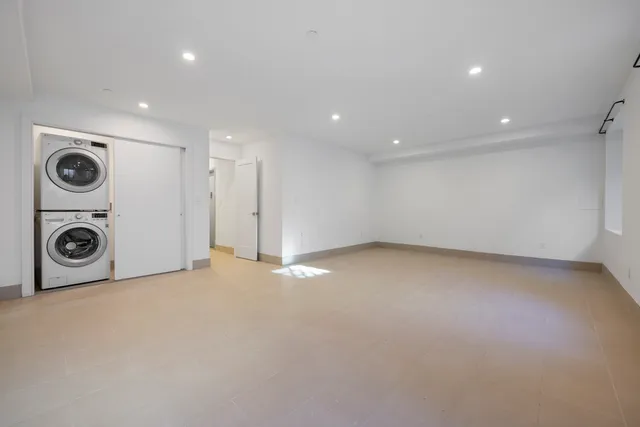 $6,300 | 79 Clay Street, Unit 1R | Greenpoint