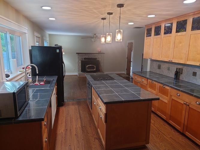 2301 Inlynnview Road Virginia Beach, VA 23454 - Photo 3 of 10