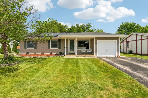 $435,000 | 951 Grissom Trail, Elk Grove Village, IL 60007