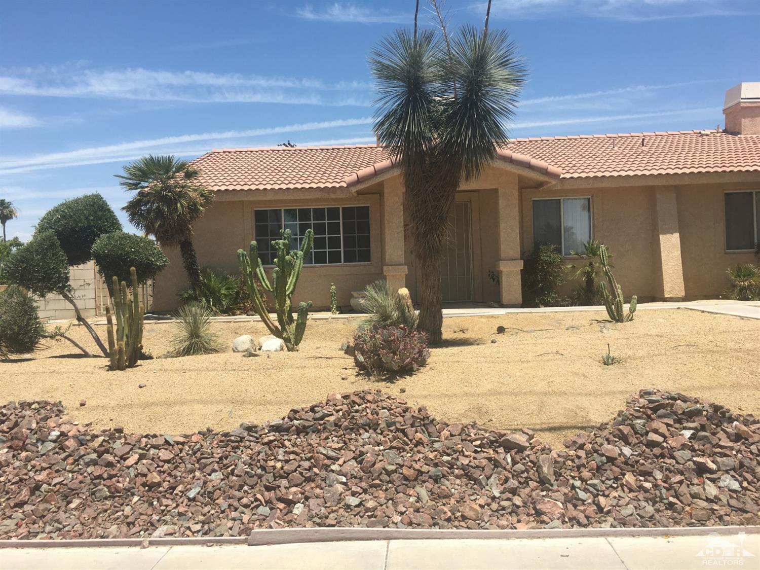a view of a house with a outdoor space